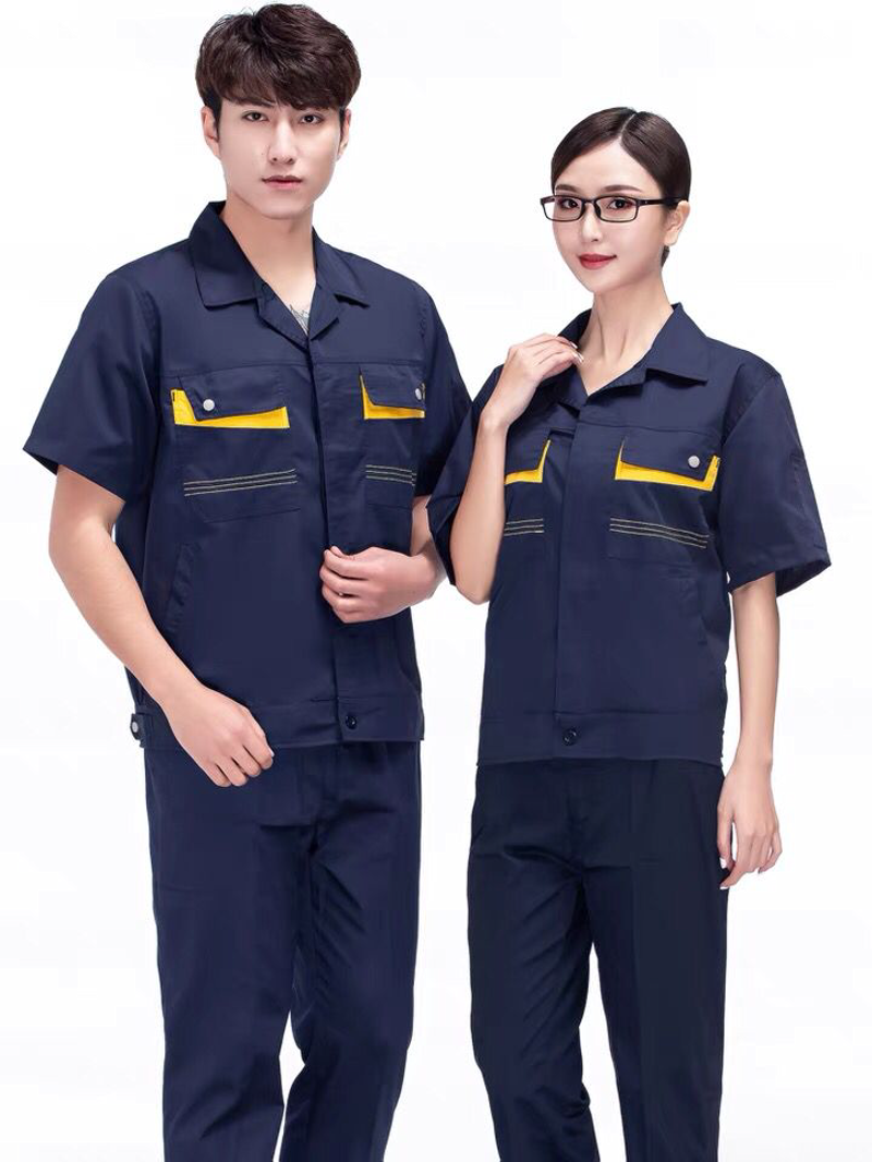 校服定制:让校园记忆更加深刻